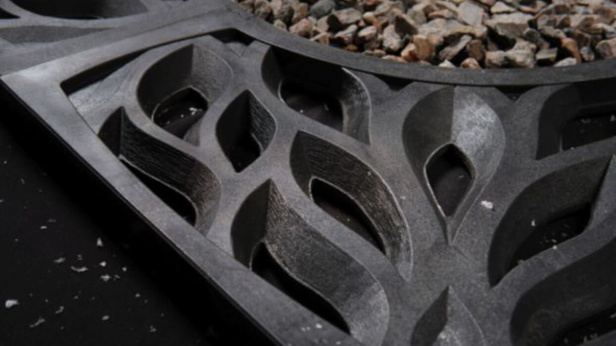 Приствольная решетка для дерева ZKING CRUST 1.2х1.2м Черная