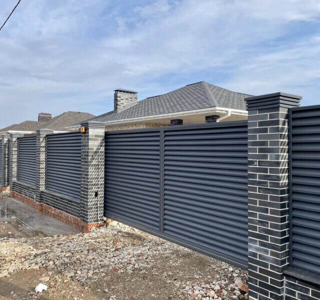 Колпак Zking Бона ХайТек Серый на столб 1.5х1.5 кирпича (385х385мм) в Слободском фото